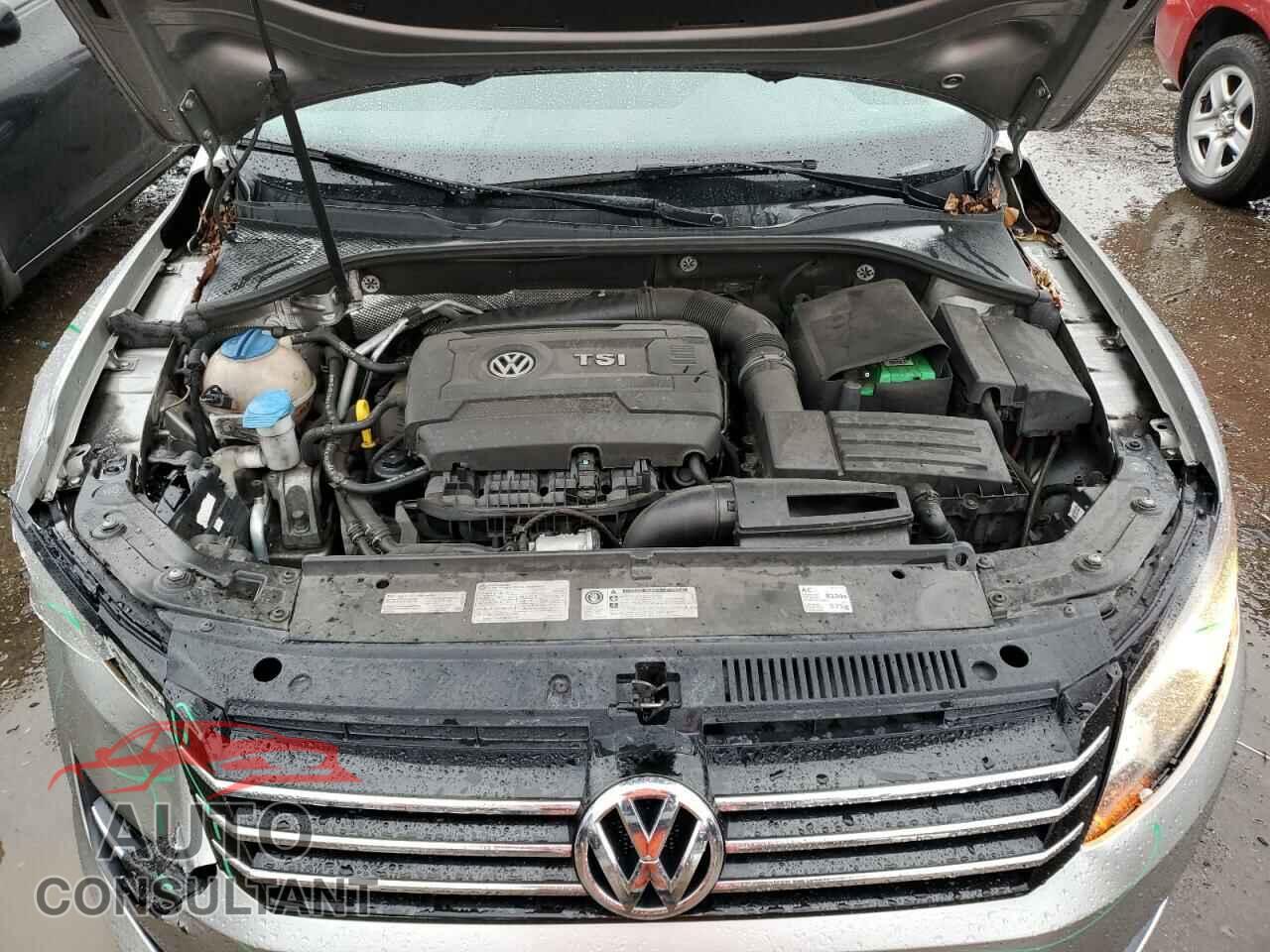VOLKSWAGEN PASSAT 2014 - 1VWAT7A32EC034425