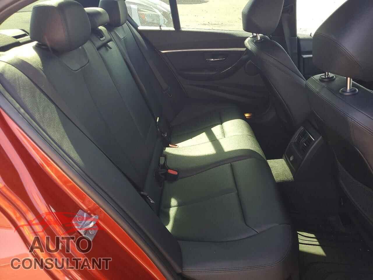 BMW 3 SERIES 2018 - WBA8B9C58JEE81077
