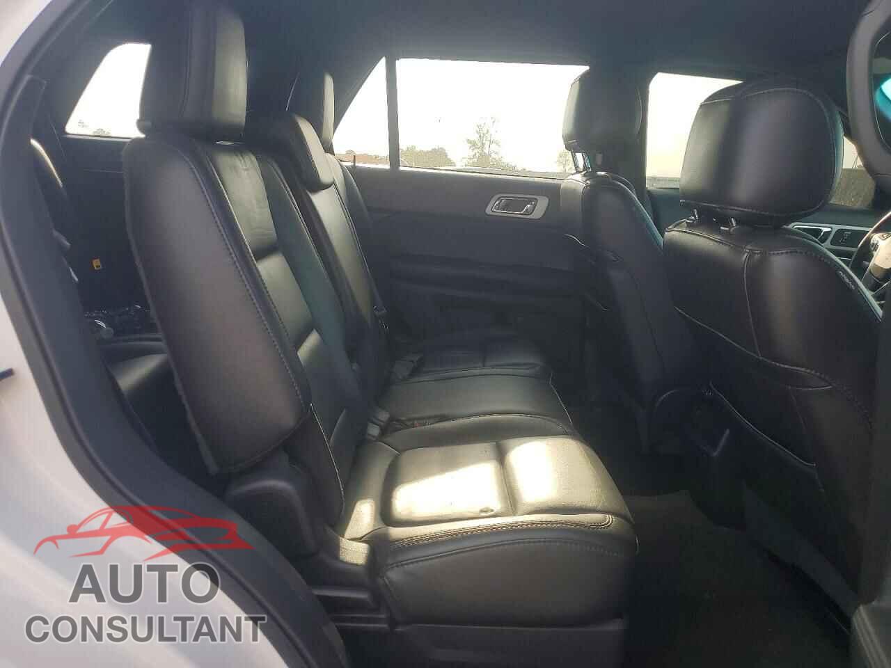 FORD EXPLORER 2015 - 1FM5K8D88FGA13511