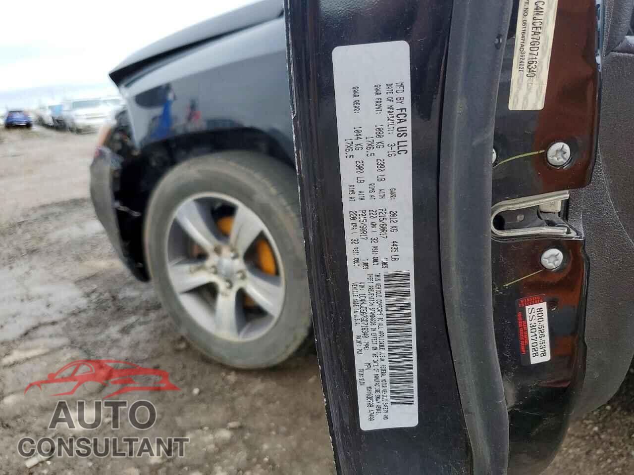 JEEP COMPASS 2016 - 1C4NJCEA7GD716340