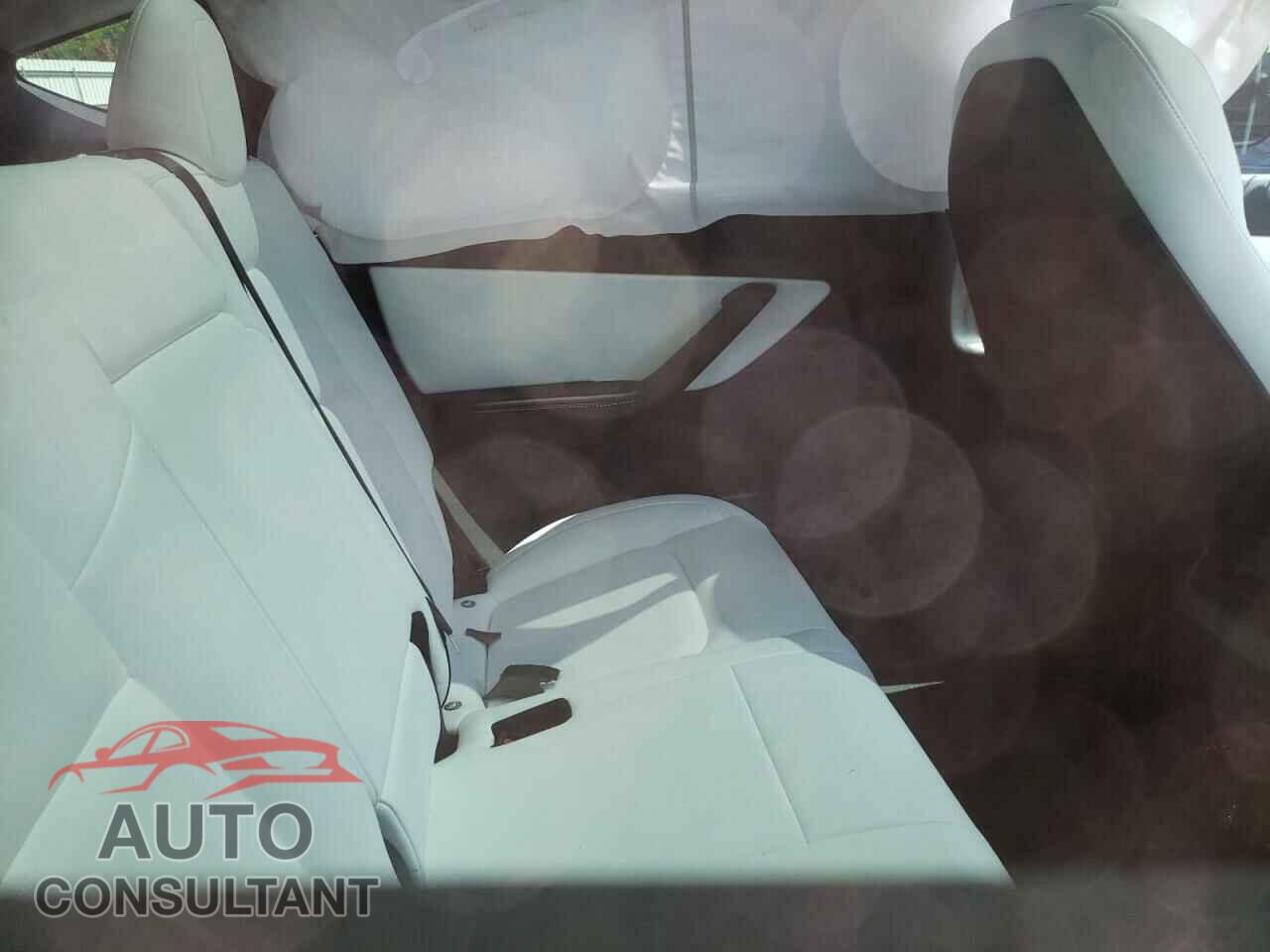 TESLA MODEL Y 2022 - 7SAYGDEE3NF353760