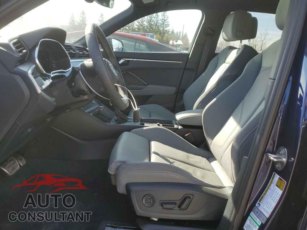 AUDI Q3 2023 - WA1EECF32P1019738