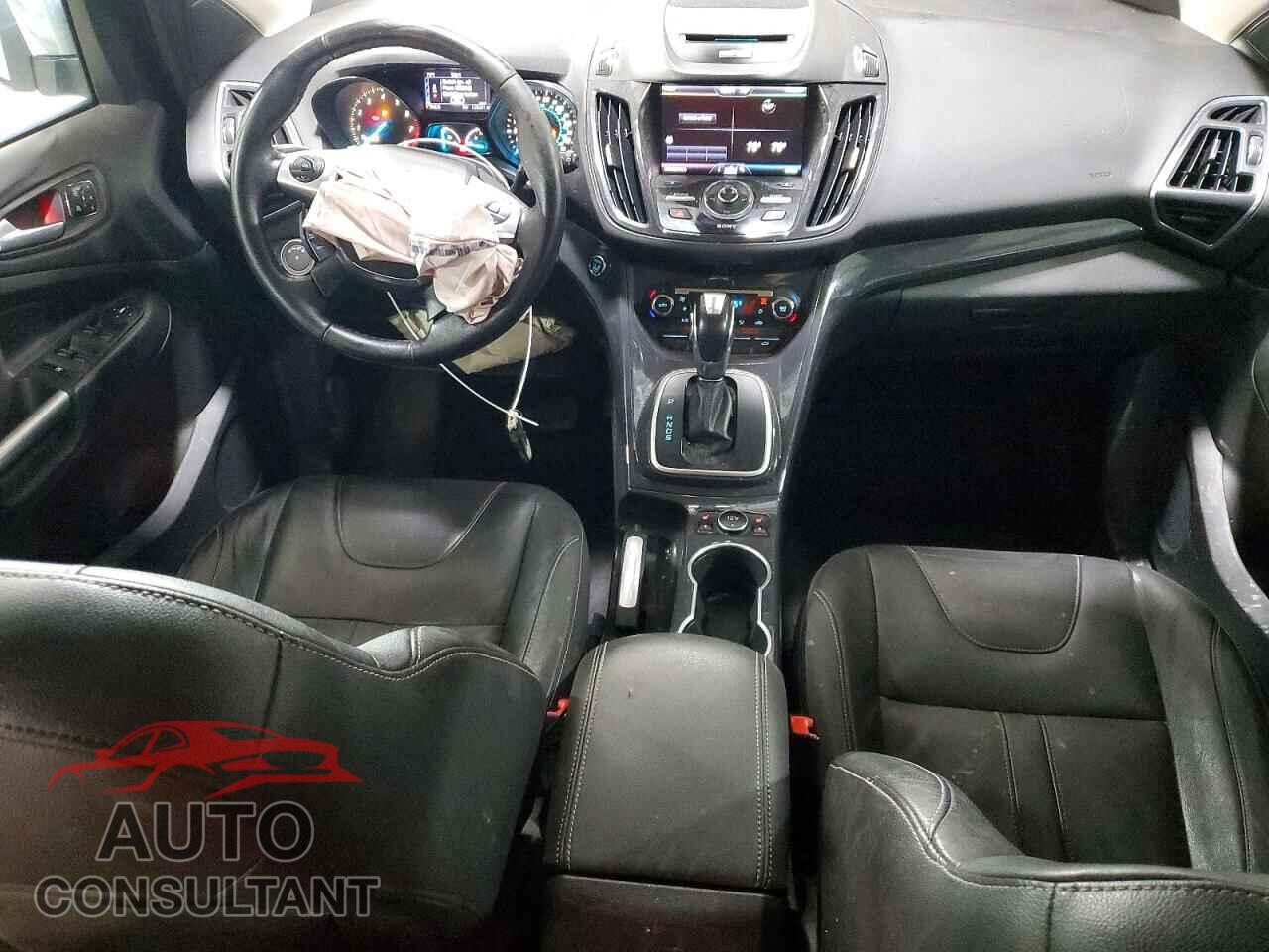 FORD ESCAPE 2013 - 1FMCU0J95DUB21003