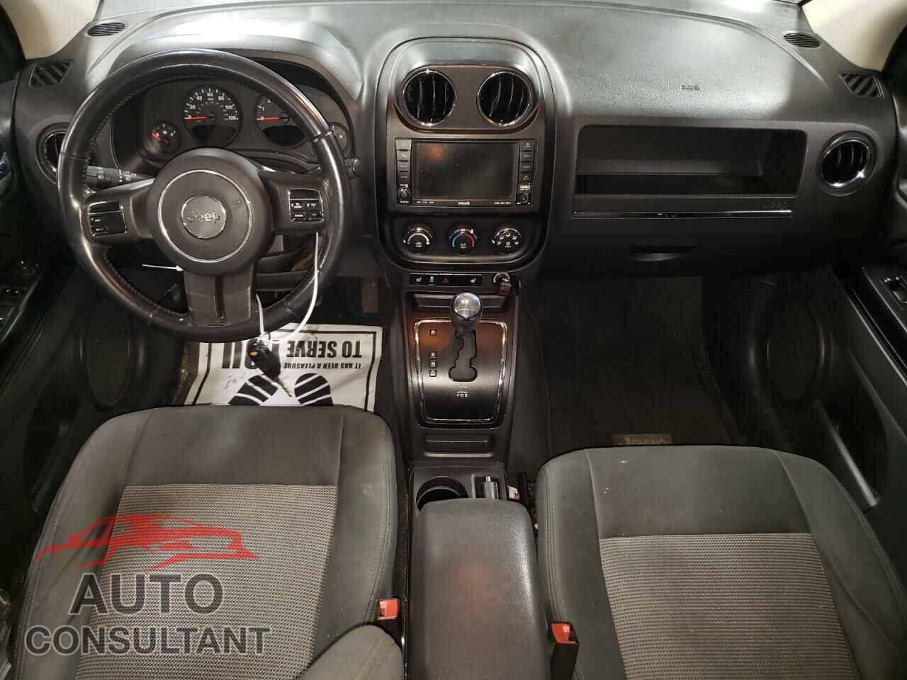 JEEP COMPASS 2011 - 1J4NF1FB7BD282422