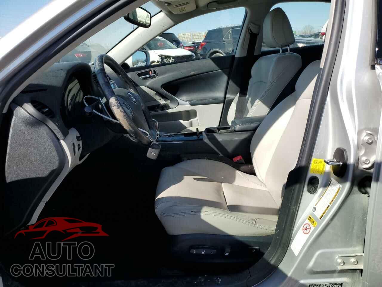 LEXUS IS 2012 - JTHBF5C25C5183726