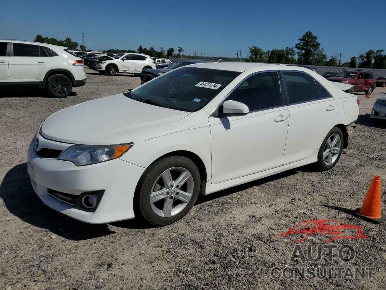 TOYOTA CAMRY 2014 - 4T1BF1FK1EU745504