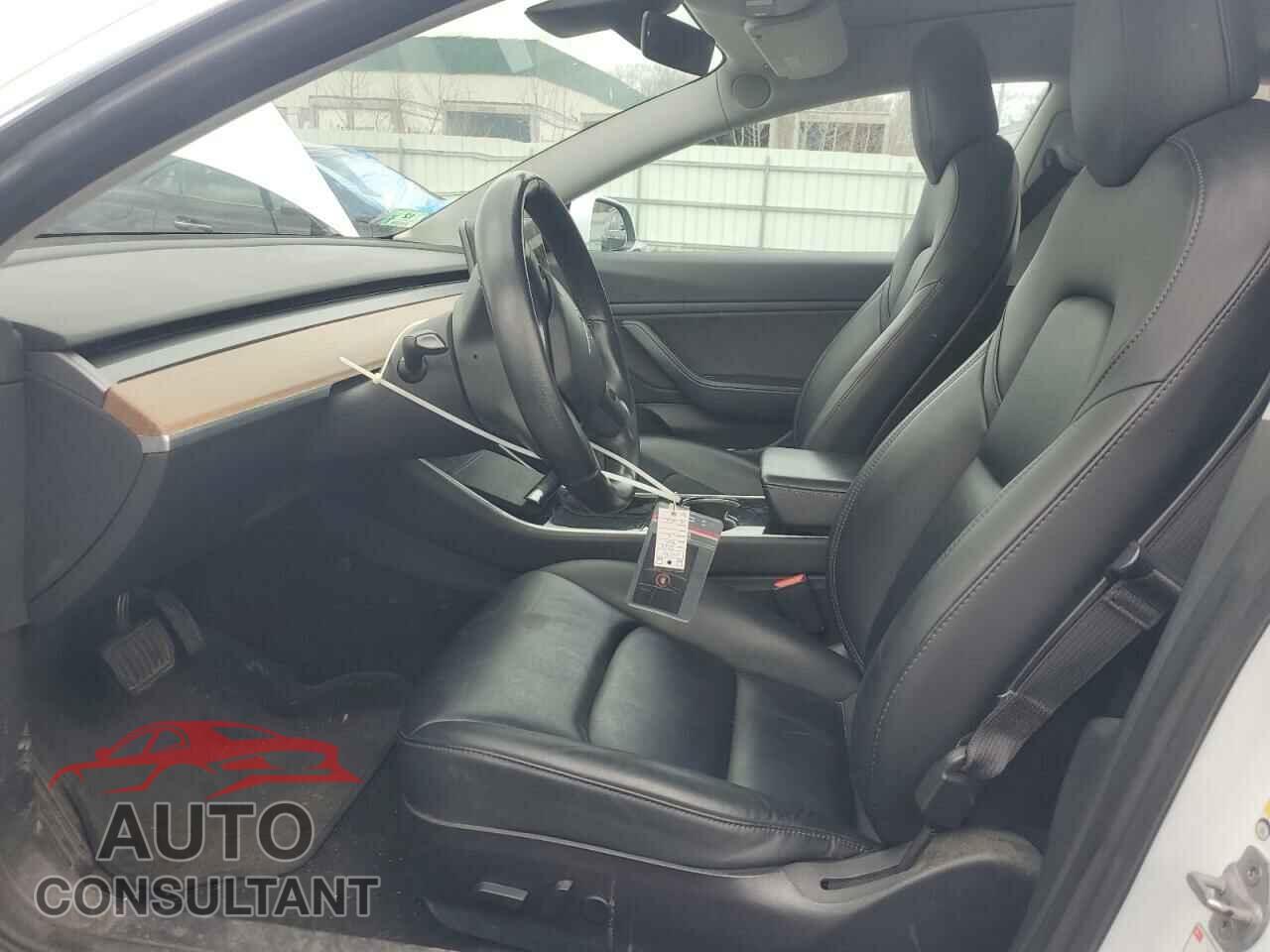 TESLA MODEL 3 2018 - 5YJ3E1EB9JF131204