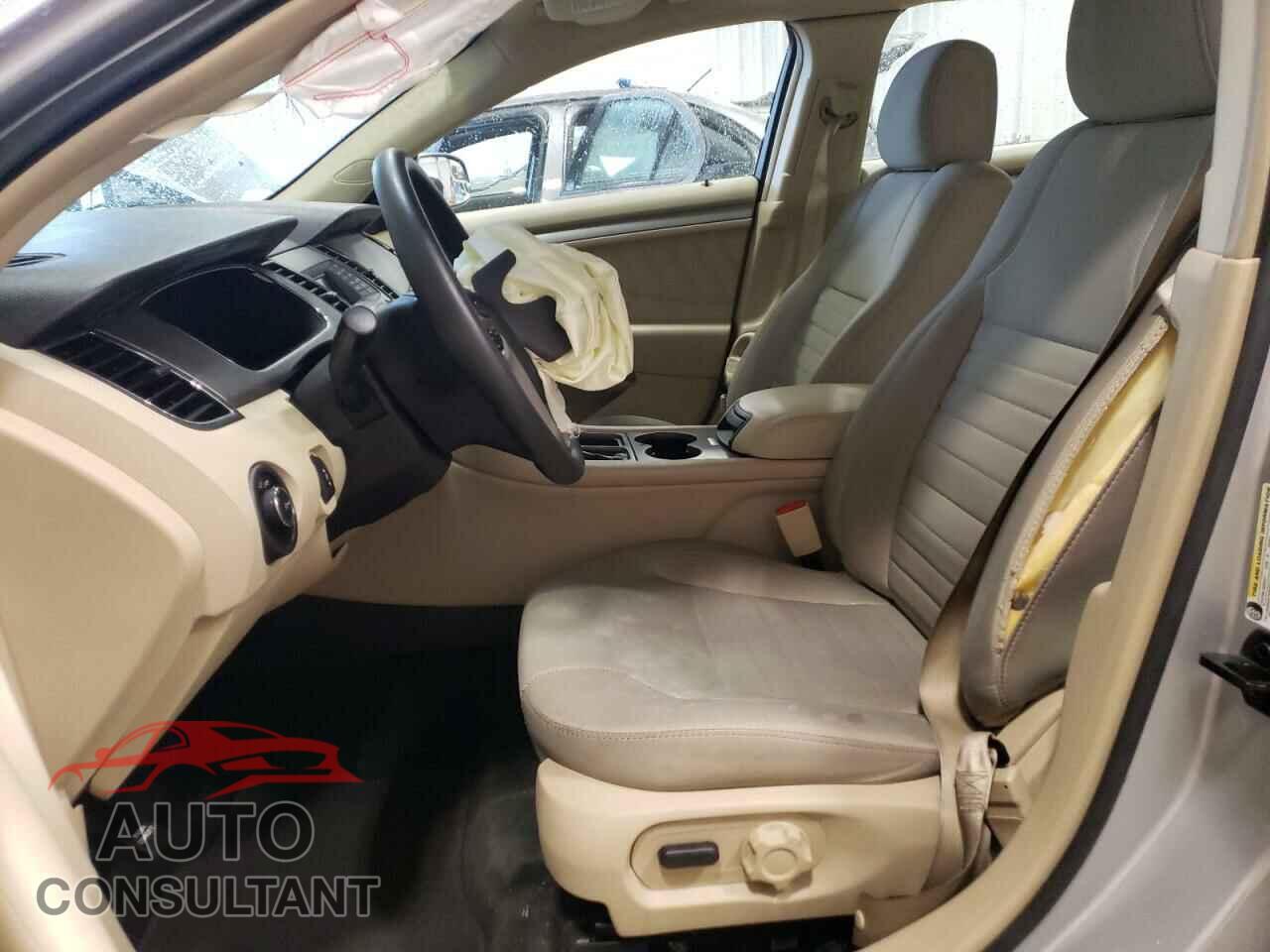 FORD TAURUS 2016 - 1FAHP2D8XGG117103