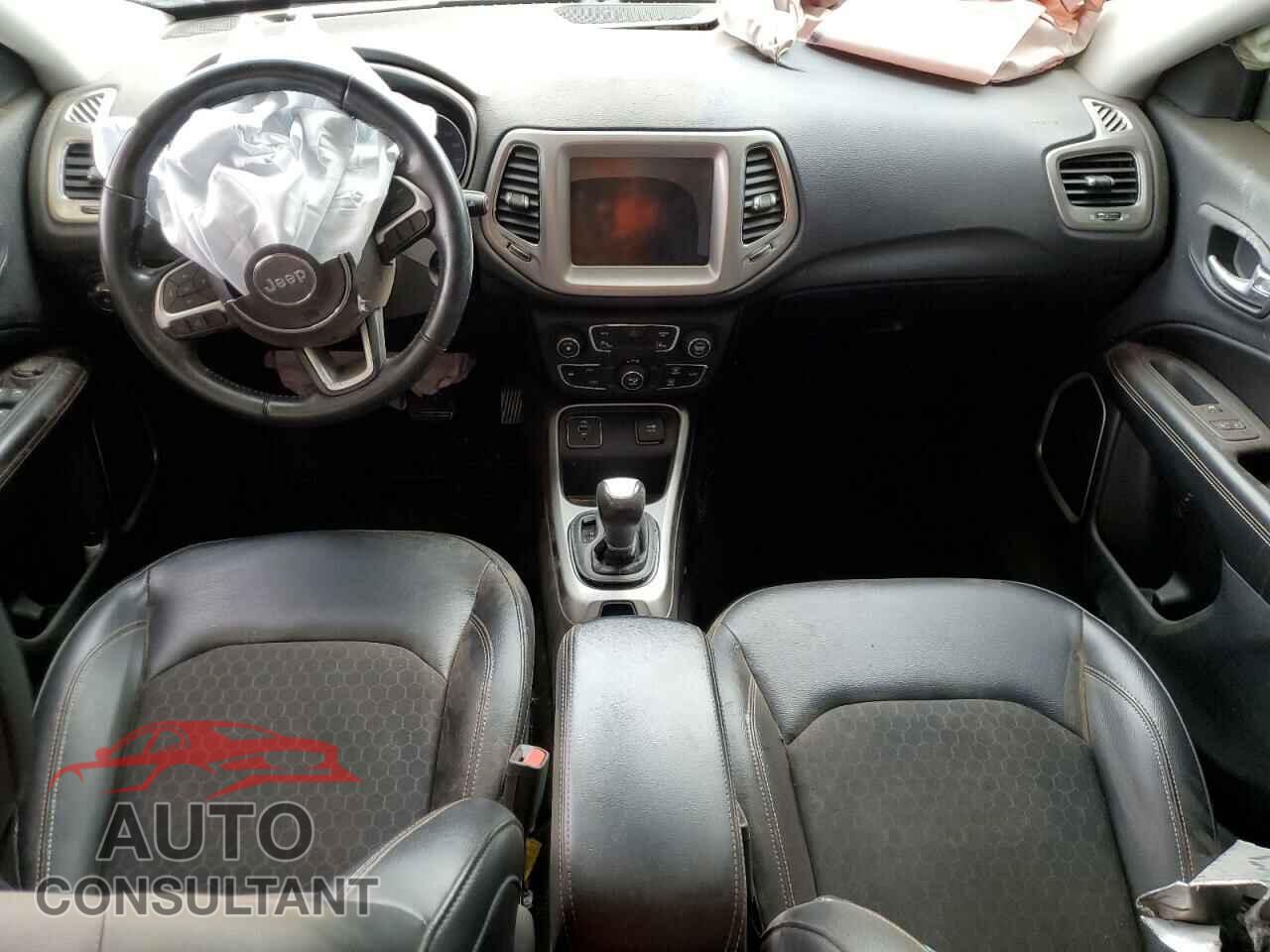 JEEP COMPASS 2017 - 3C4NJCBB4HT617256