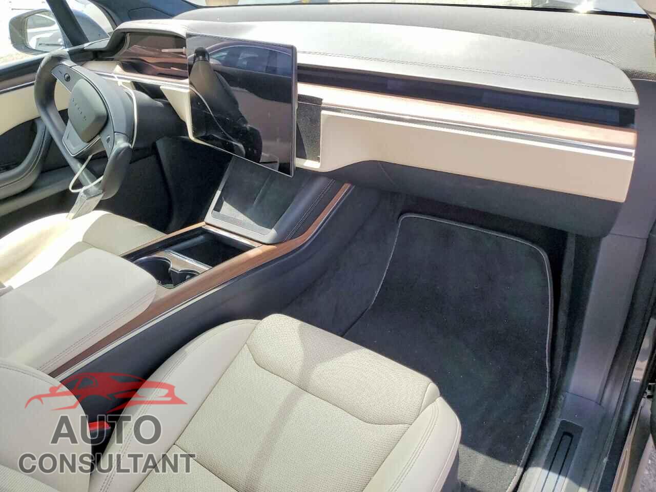 TESLA MODEL X 2023 - 7SAXCAE53PF378408