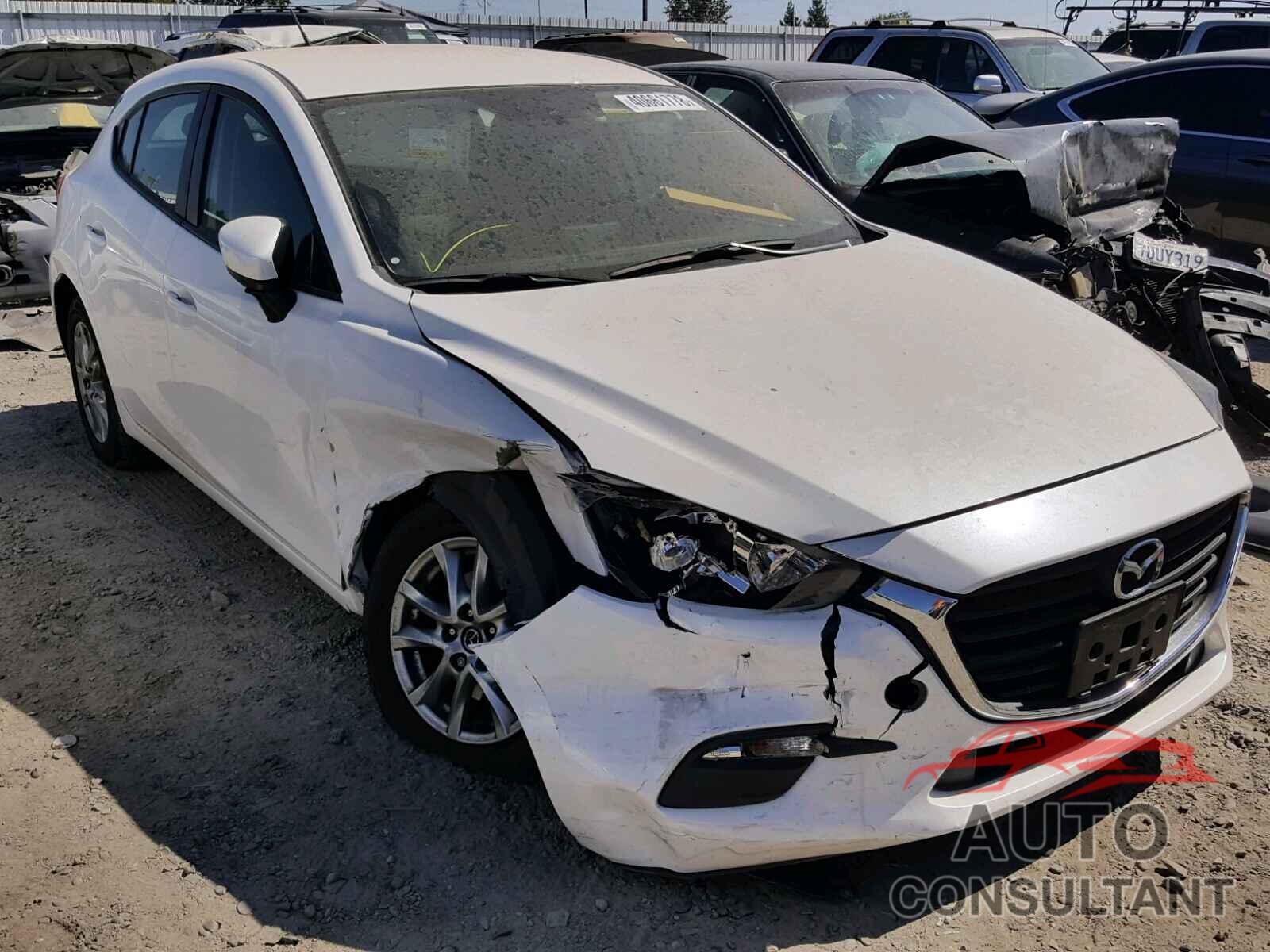 MAZDA 3 2017 - 3MZBN1K77HM112200