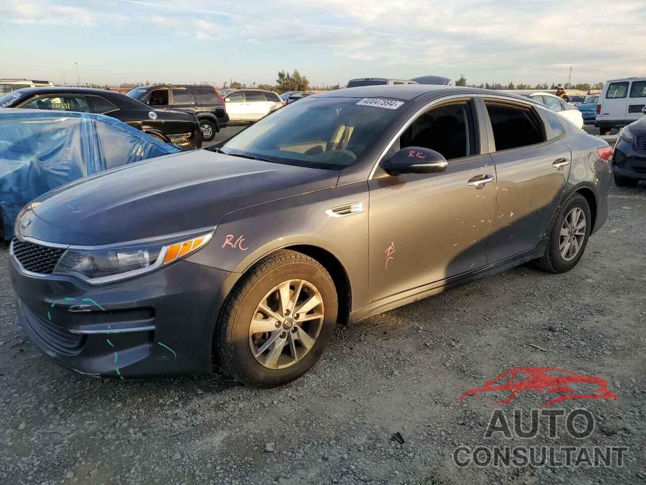 KIA OPTIMA 2018 - KNAGT4L35J5217208
