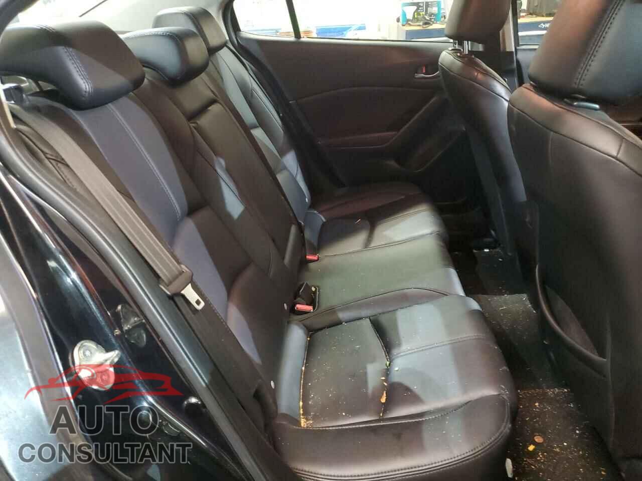 MAZDA 3 2017 - 3MZBN1V78HM148568