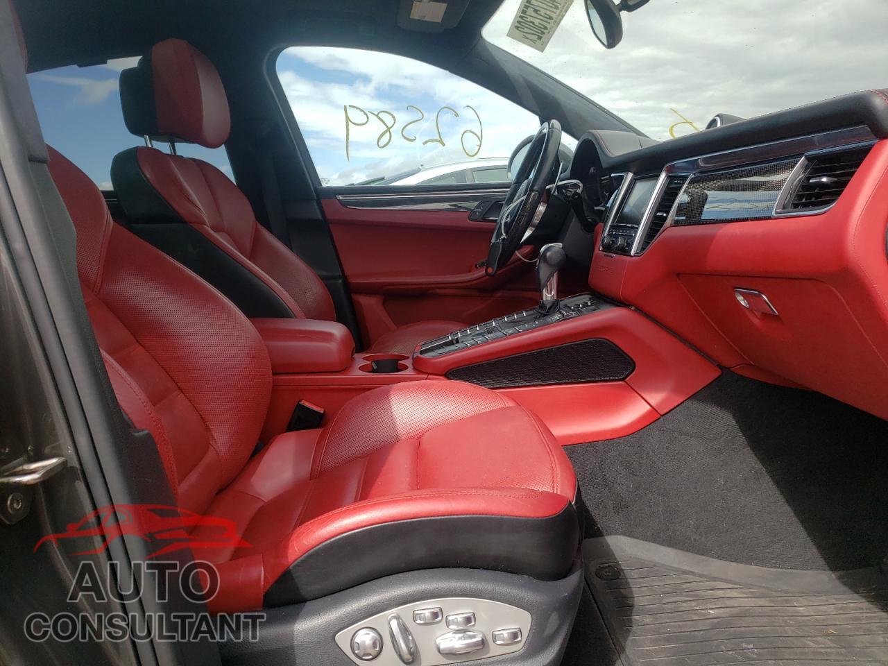 PORSCHE MACAN 2016 - WP1AF2A51GLB95218