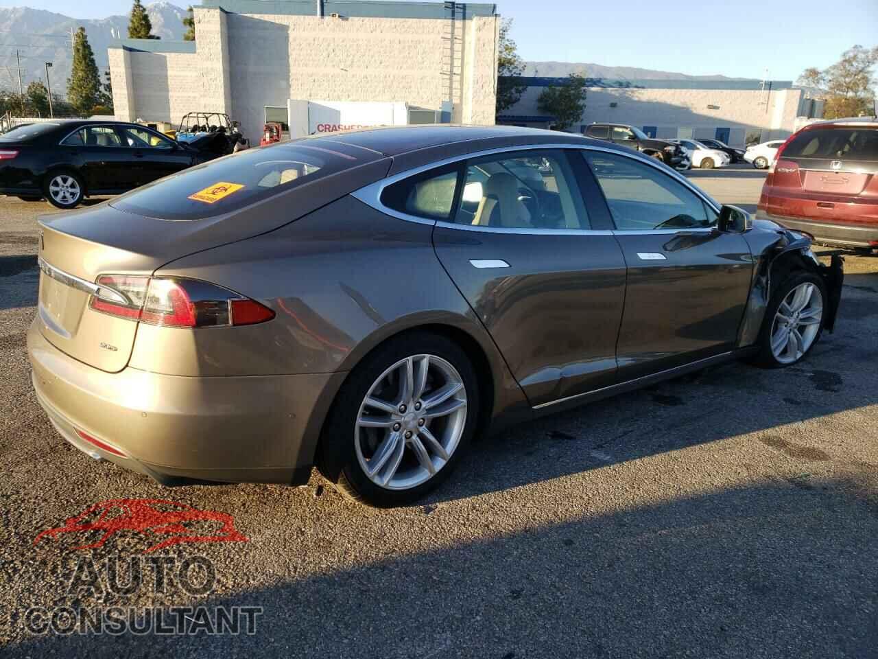 TESLA MODEL S 2016 - 5YJSA1E25GF129384