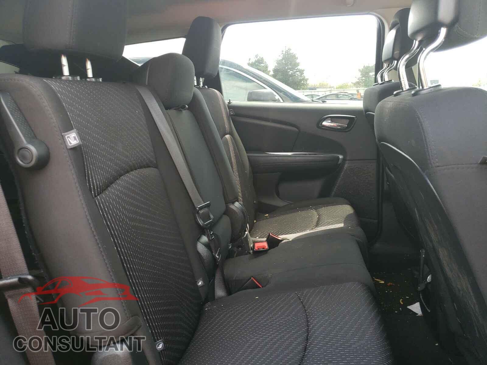 DODGE JOURNEY 2017 - 3C4PDCBB8HT582141