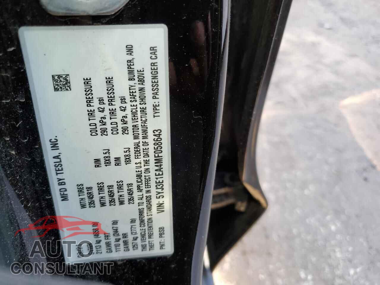TESLA MODEL 3 2021 - 5YJ3E1EA4MF058643