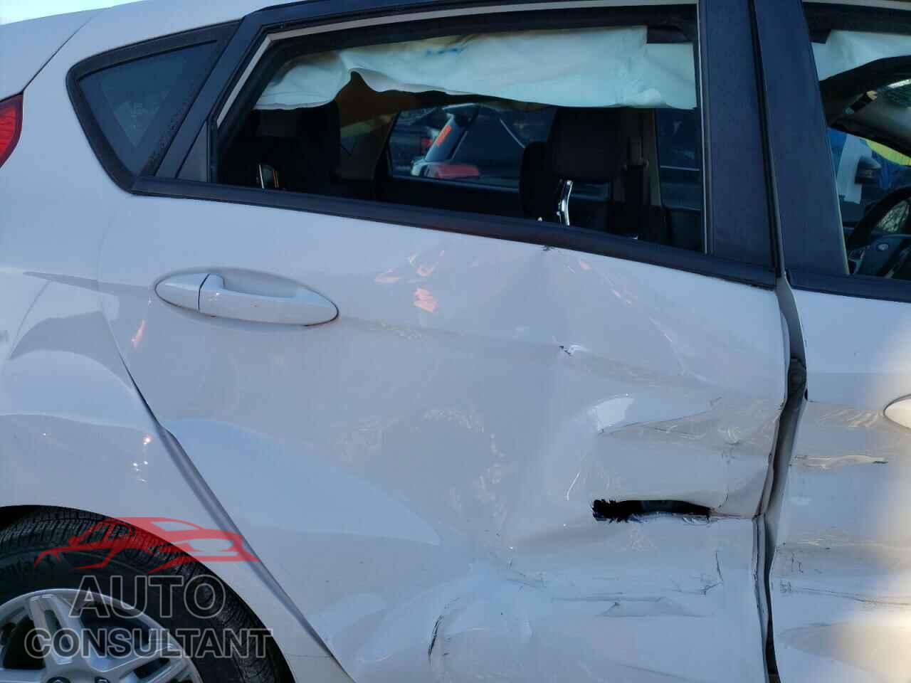 FORD FIESTA 2017 - 3FADP4EJ3HM132335