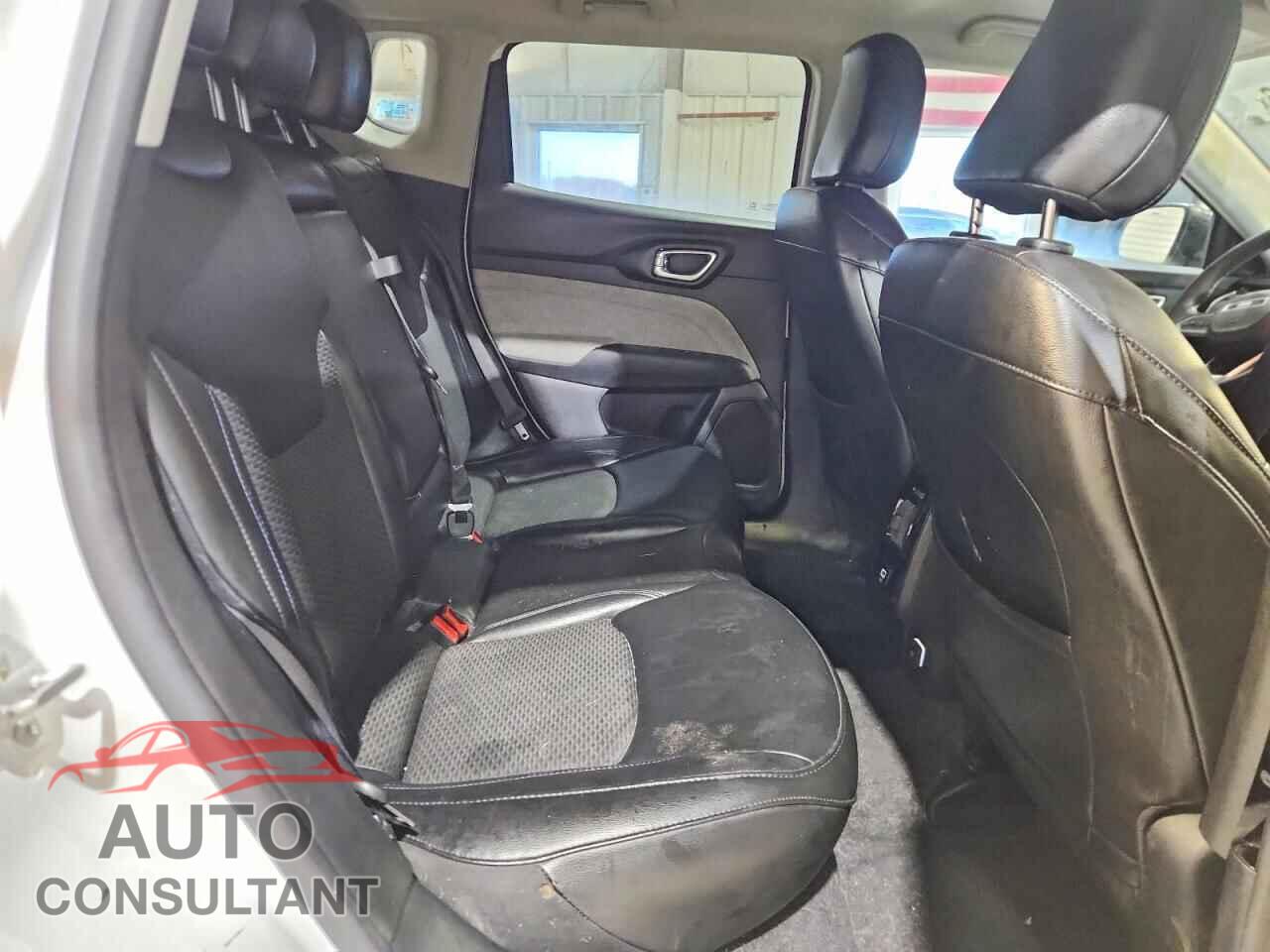 JEEP COMPASS 2022 - 3C4NJDBB3NT236600