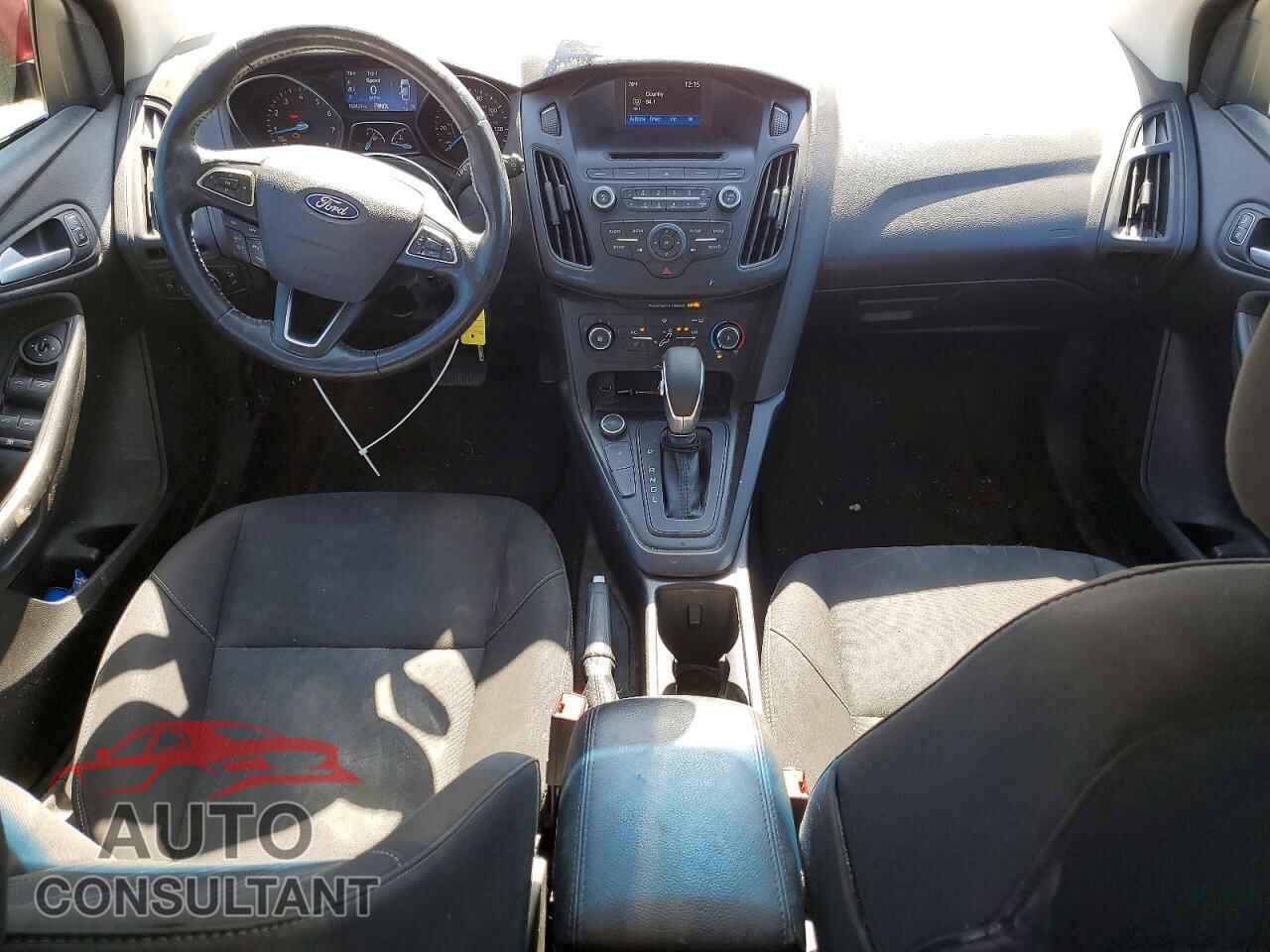 FORD FOCUS 2017 - 1FADP3K2XHL295346