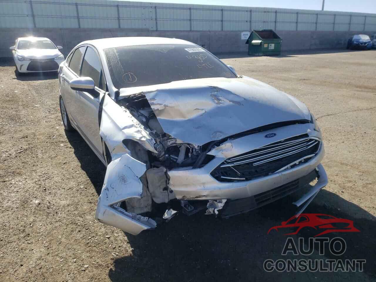 FORD FUSION 2018 - 3FA6P0H71JR220049