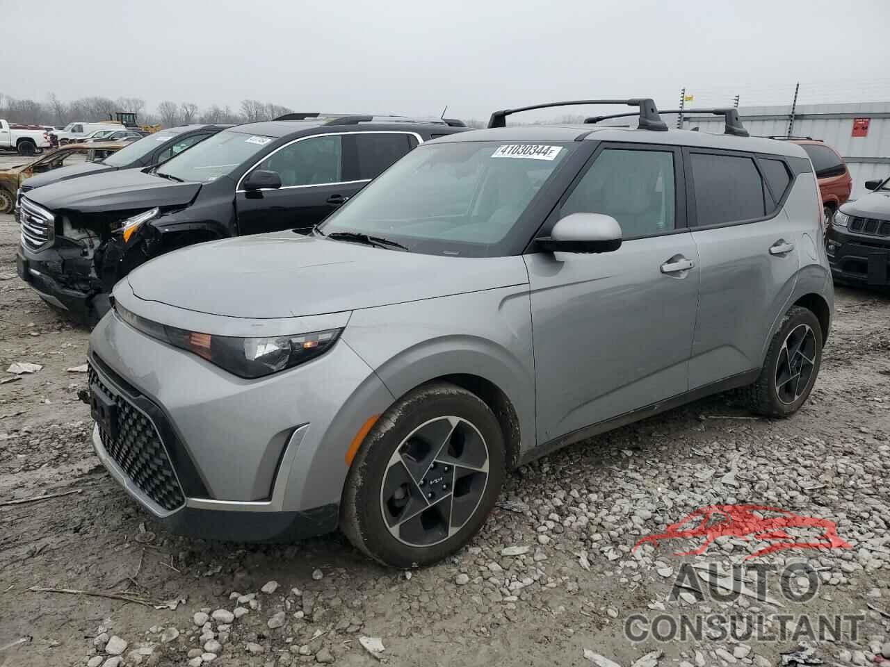 KIA SOUL 2023 - KNDJ33AU2P7884765