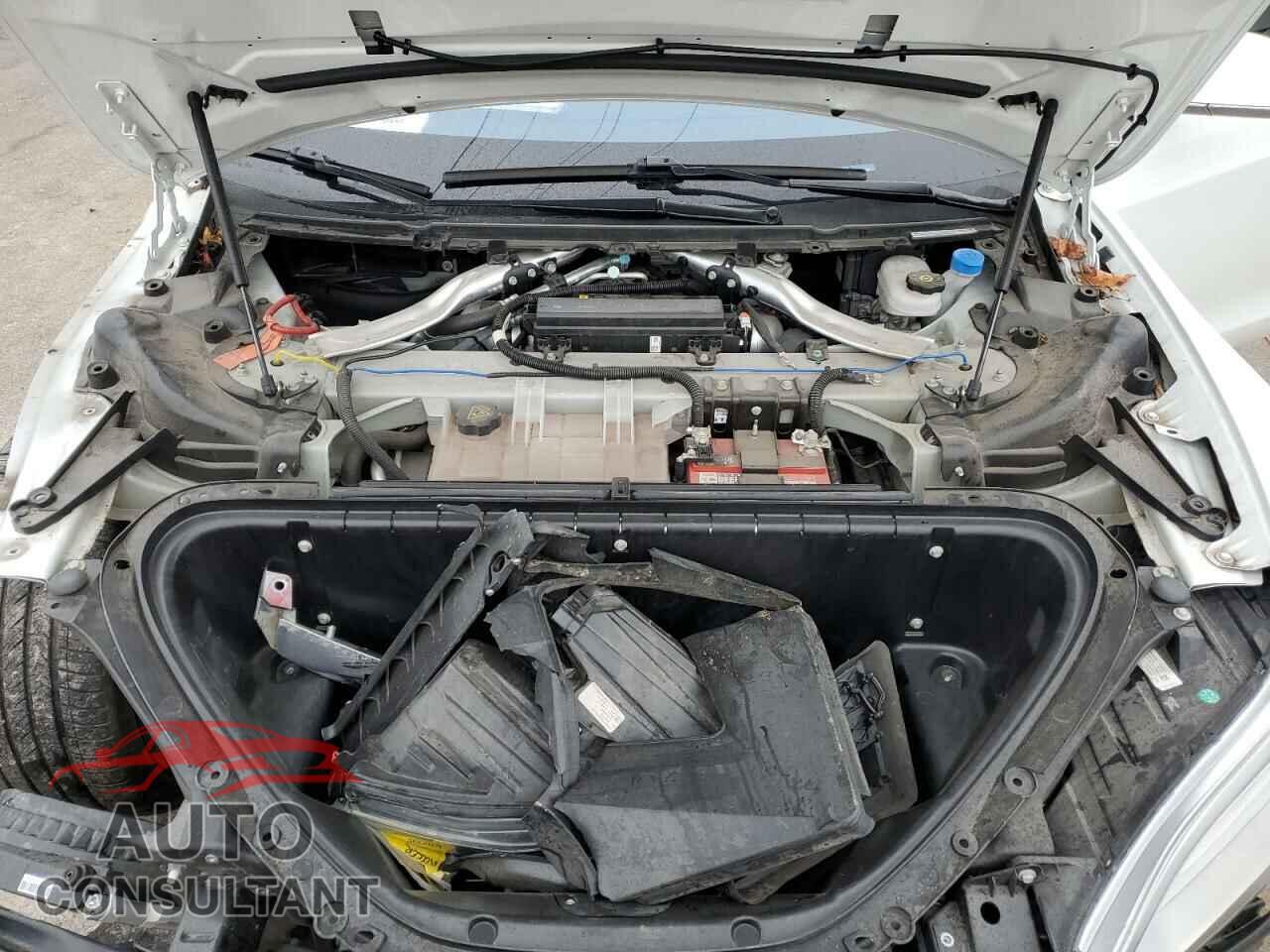 TESLA MODEL S 2018 - 5YJSA1E25JF244770