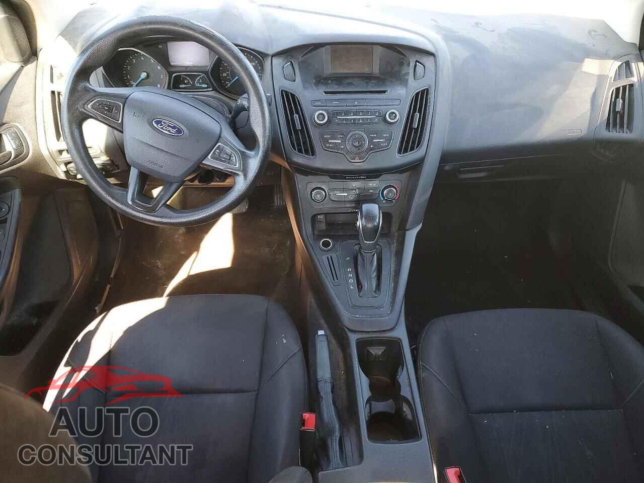 FORD FOCUS 2016 - 1FADP3E28GL372354