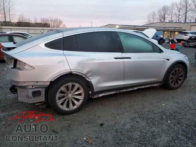 TESLA MODEL X 2017 - 5YJXCAE21HF076040