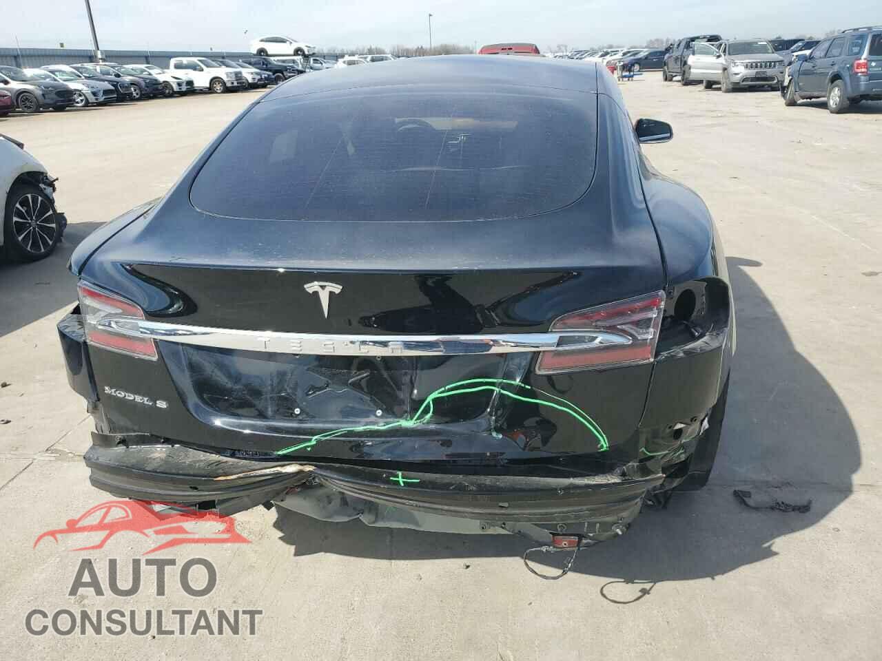 TESLA MODEL S 2016 - 5YJSA1E11GF175480