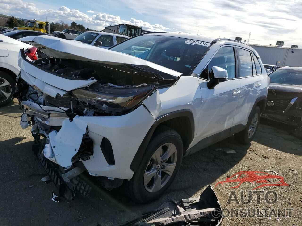 TOYOTA RAV4 2023 - 2T3W1RFV0PW267353