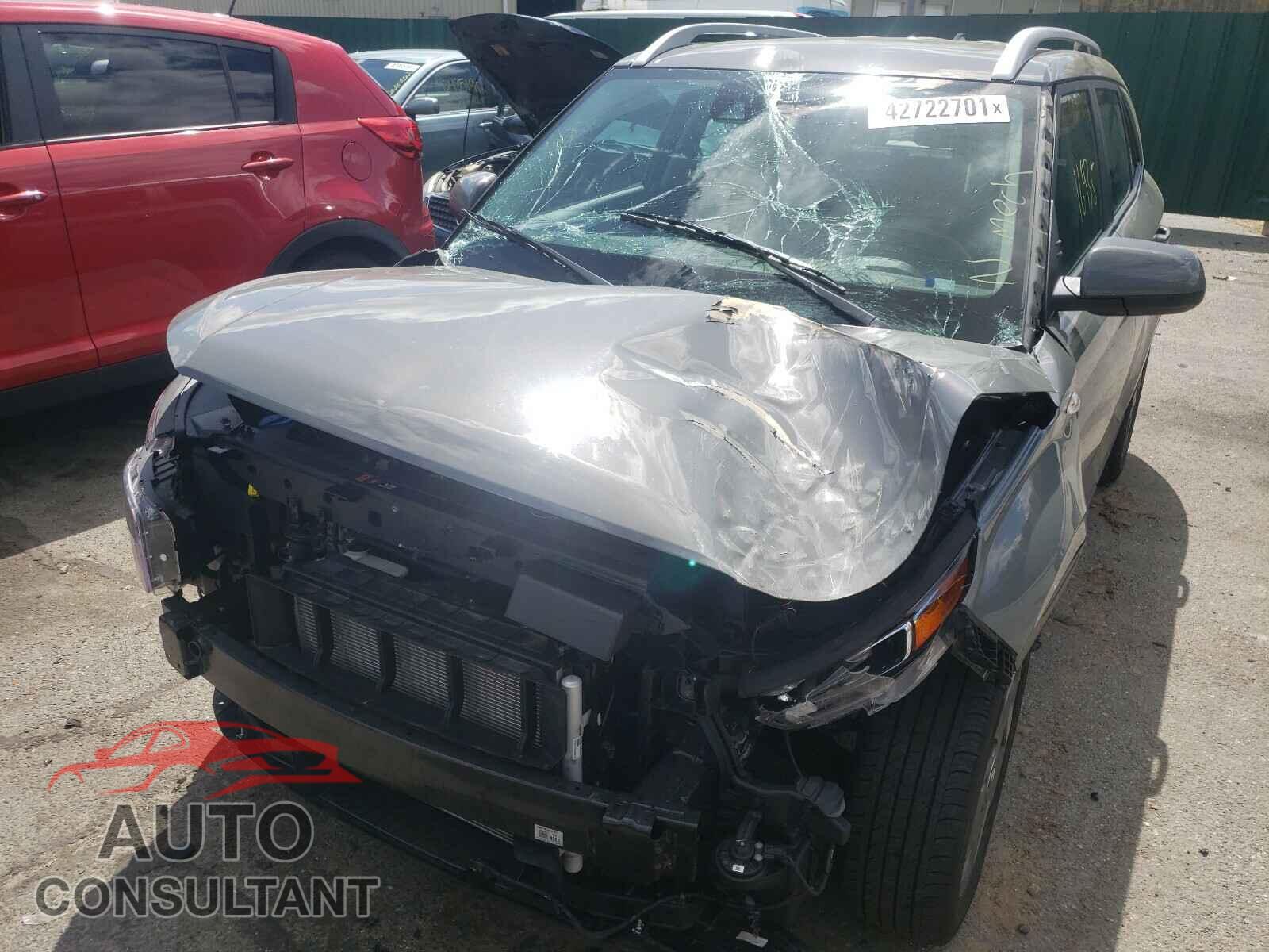 HYUNDAI VENUE 2020 - KMHRC8A38LU015568