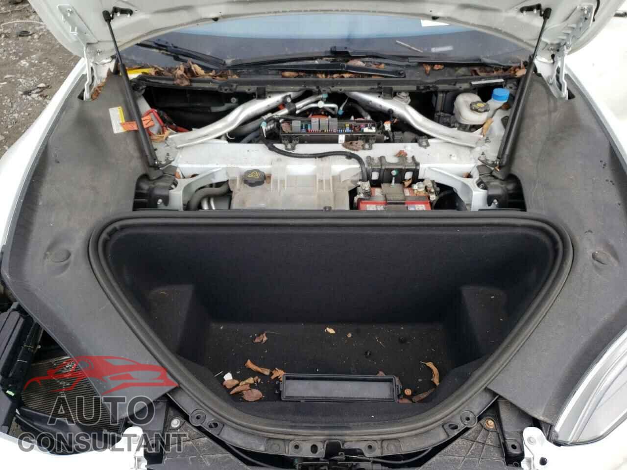 TESLA MODEL S 2016 - 5YJSA1E21GF144447