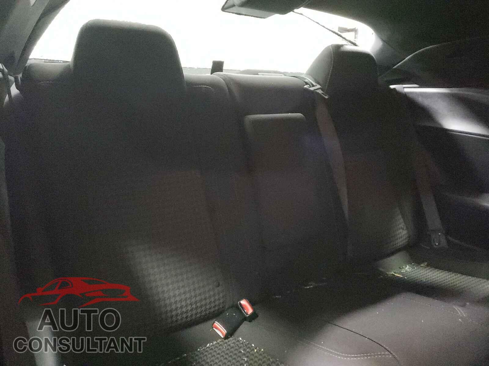 DODGE CHALLENGER 2018 - 2C3CDZBT4JH131060