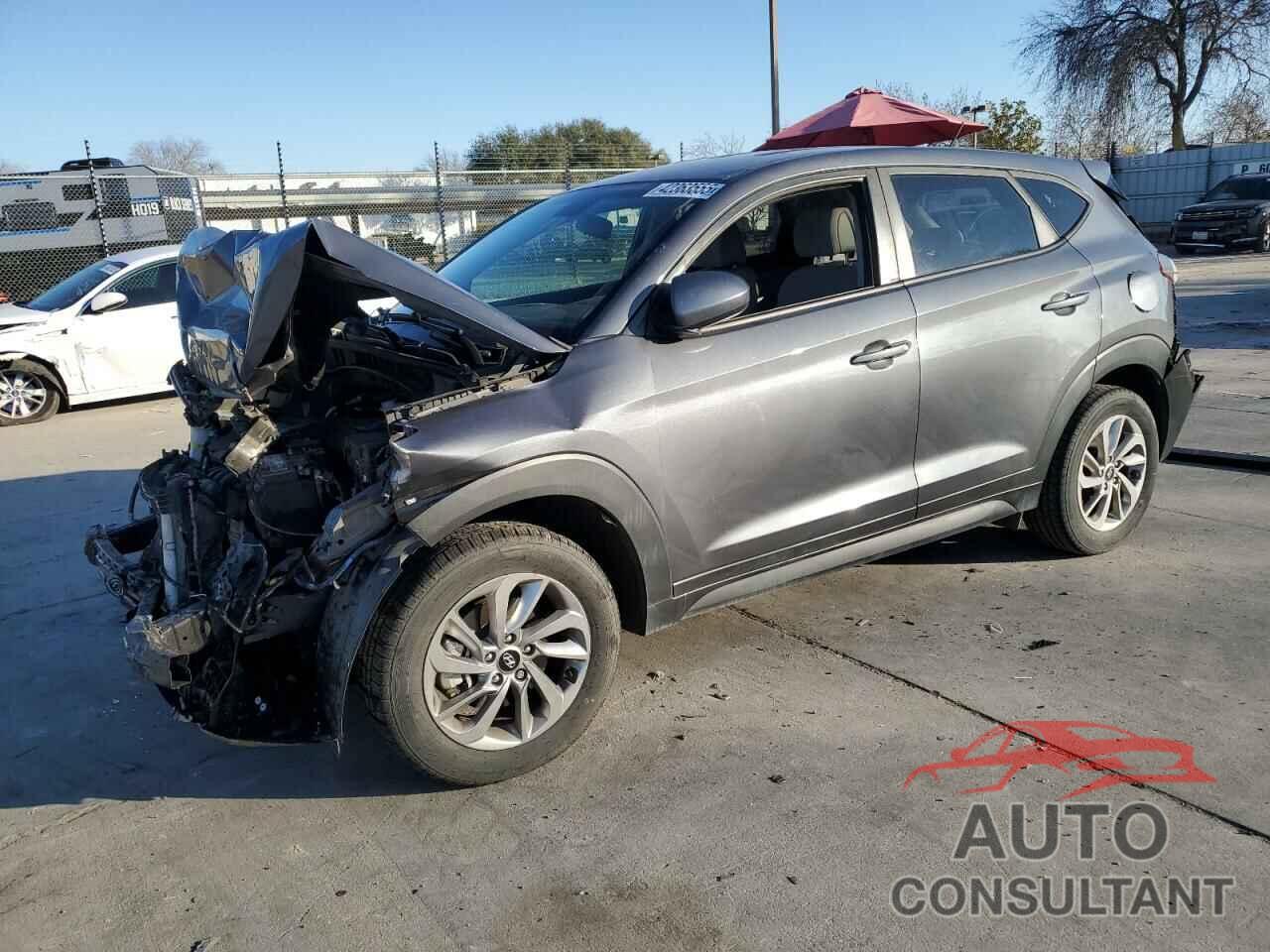 HYUNDAI TUCSON 2018 - KM8J2CA49JU681511