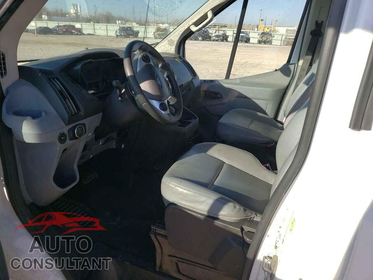 FORD TRANSIT 2019 - 1FTYR2CM3KKA59408