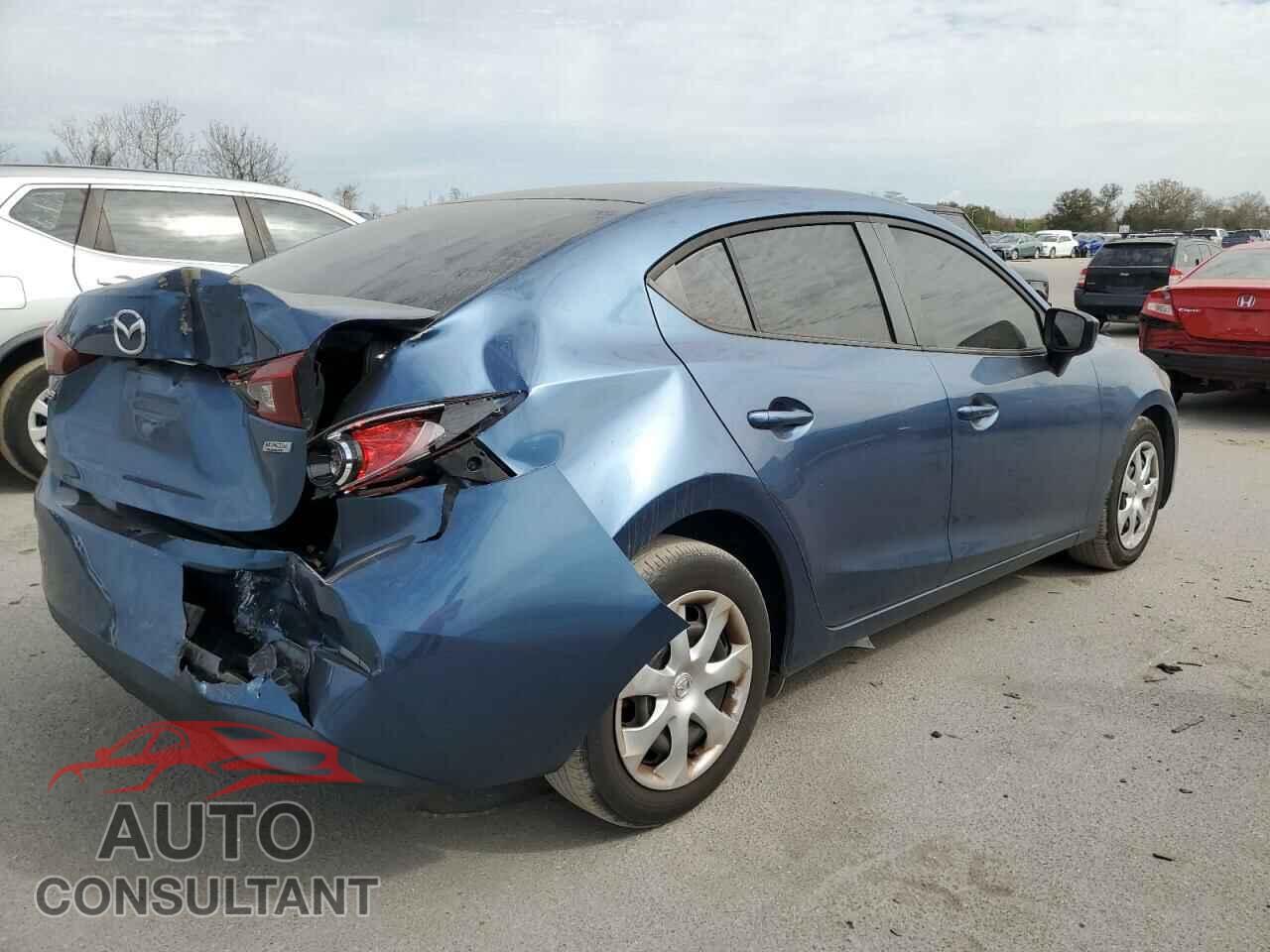 MAZDA 3 2018 - 3MZBN1U72JM170900