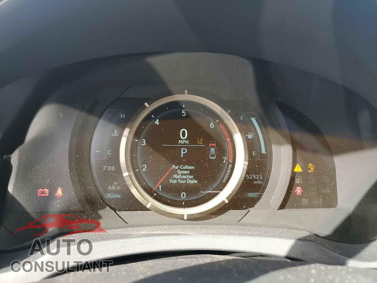 LEXUS IS 2019 - JTHBA1D23K5094399