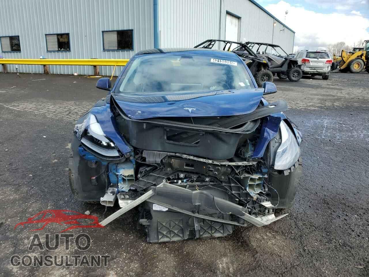 TESLA MODEL 3 2022 - 5YJ3E1EA2NF287095