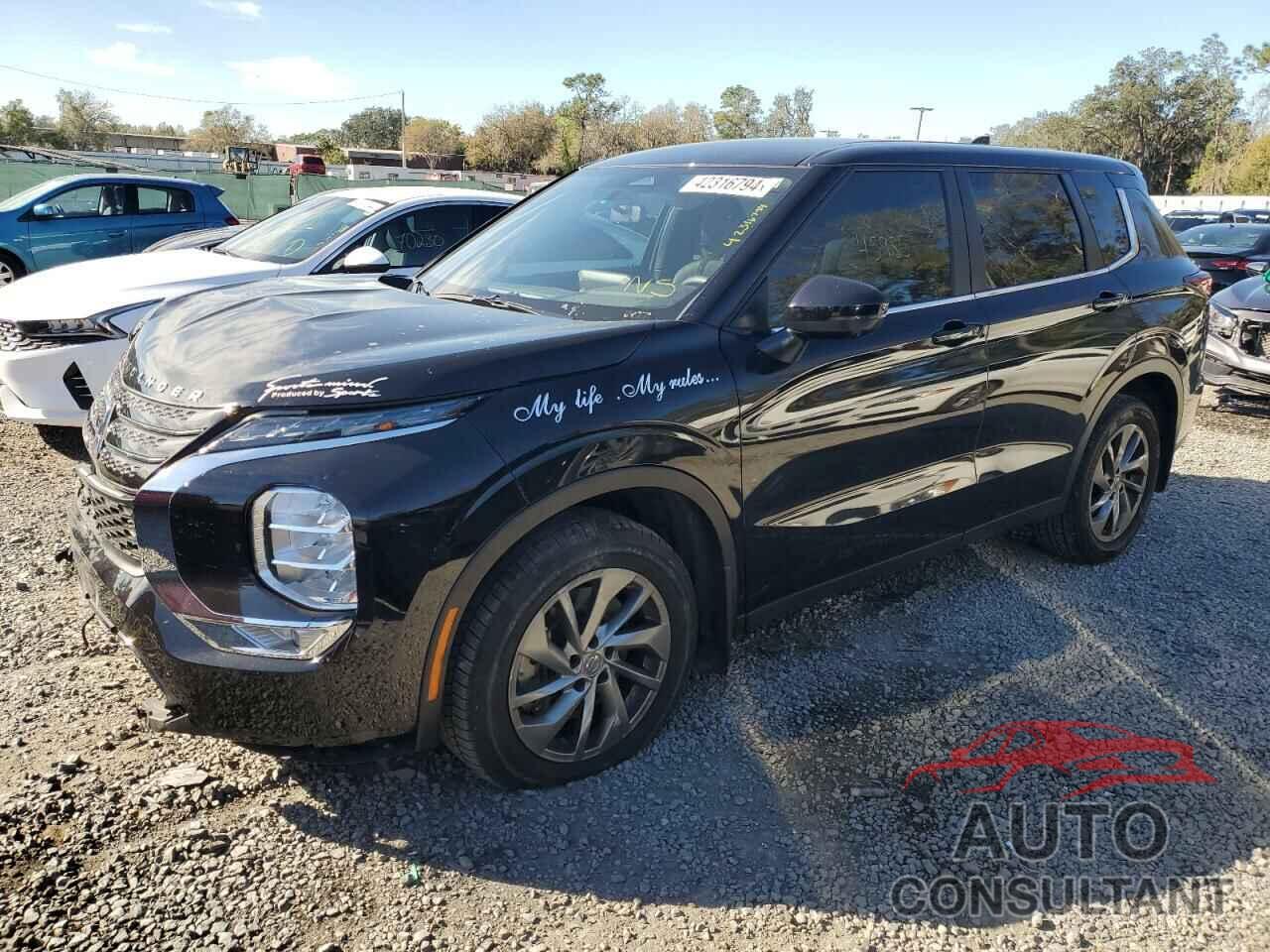 MITSUBISHI OUTLANDER 2023 - JA4J3UA8XPZ051528