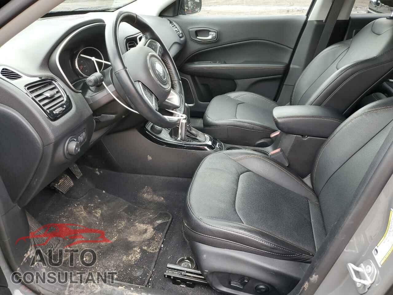 JEEP COMPASS 2021 - 3C4NJDCB4MT550494