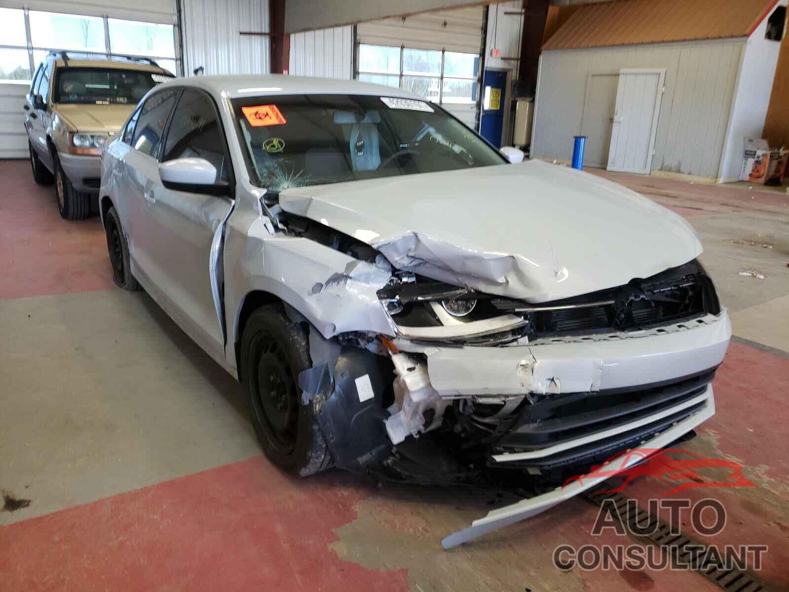 VOLKSWAGEN JETTA 2017 - 3VW2B7AJ8HM280047