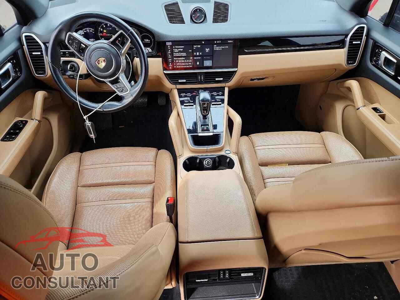PORSCHE CAYENNE 2019 - WP1AA2AY9KDA17570
