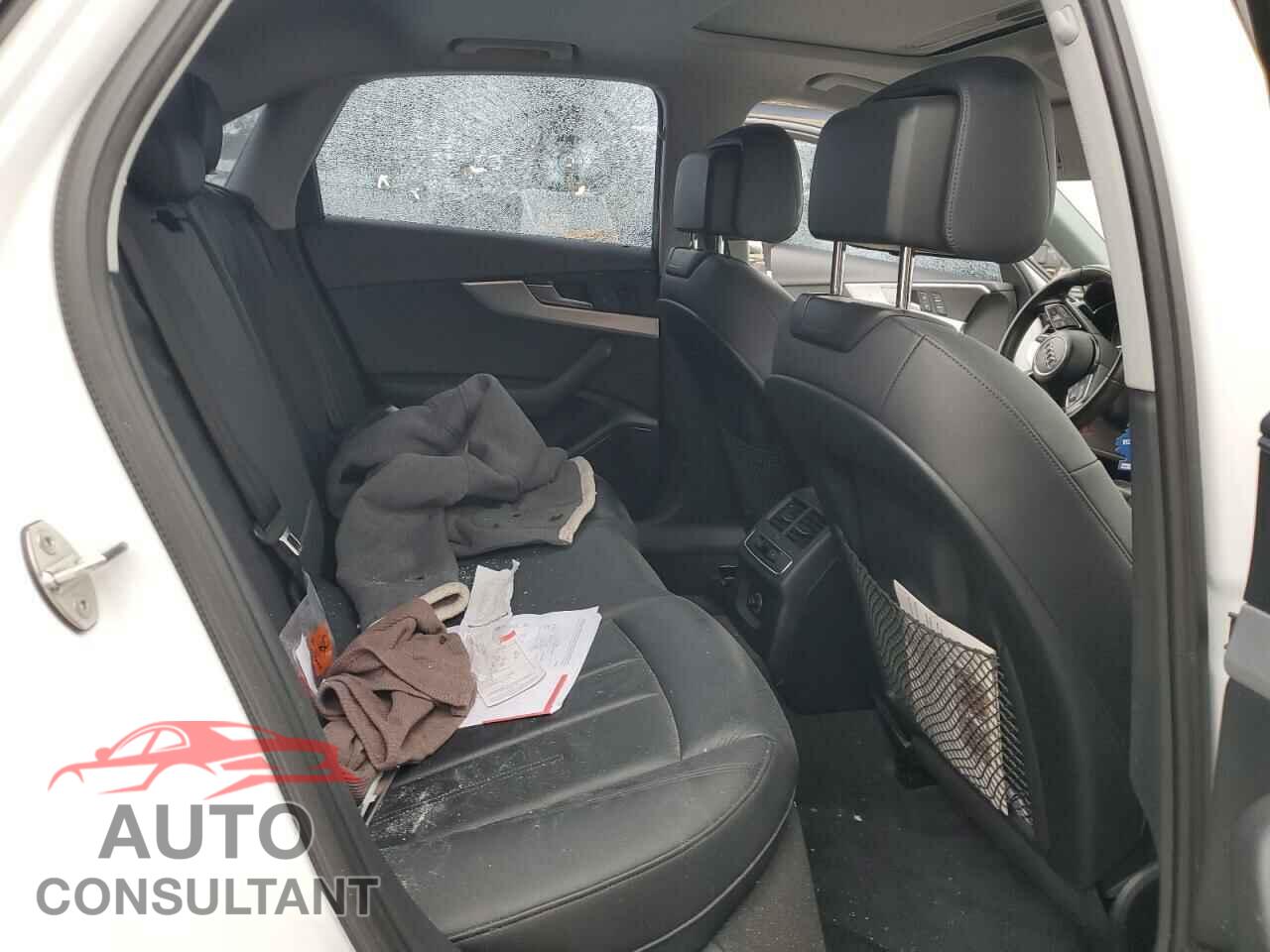 AUDI A4 2018 - WAULMAF41JA093797