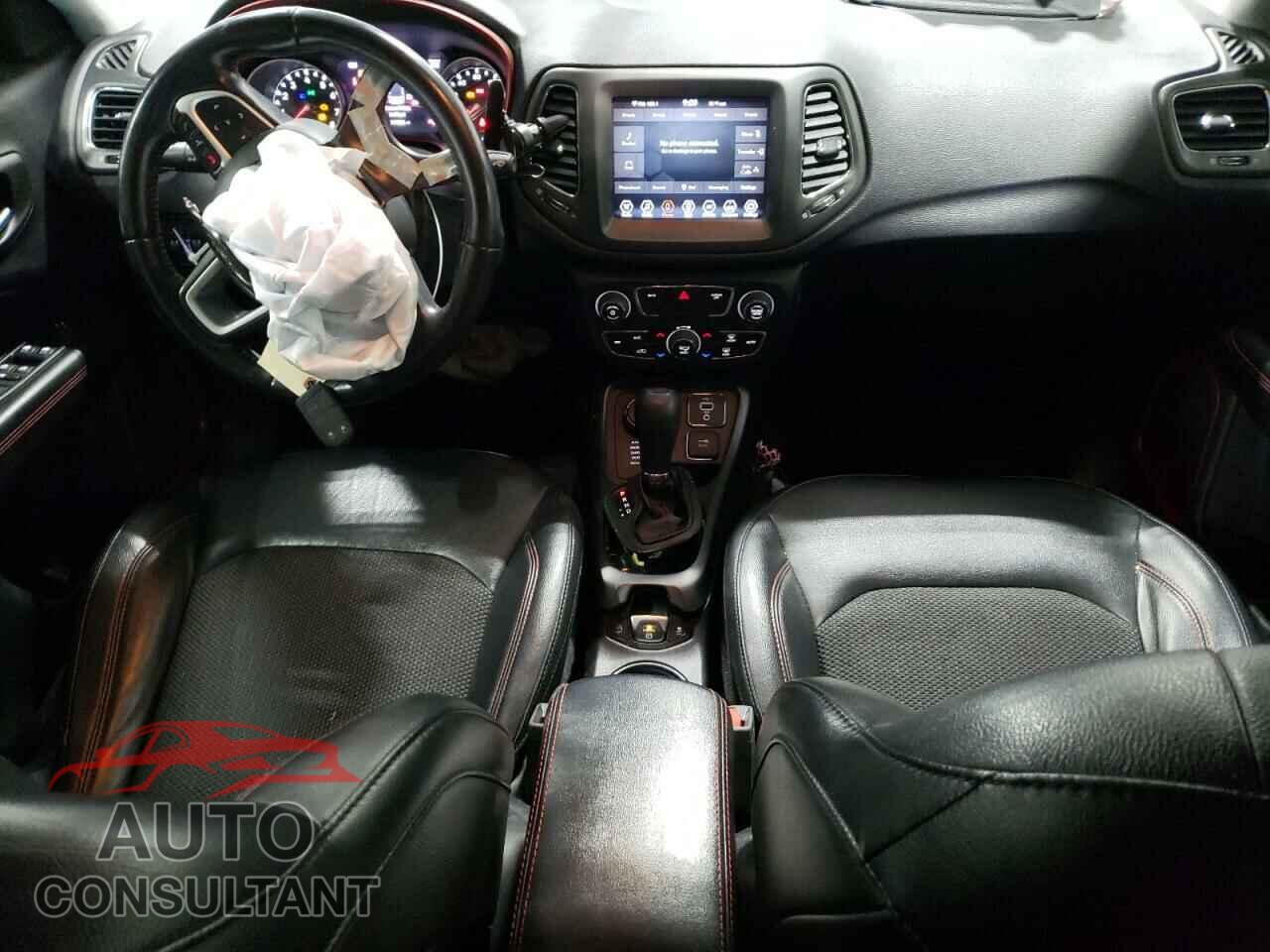 JEEP COMPASS 2020 - 3C4NJDDB8LT195309