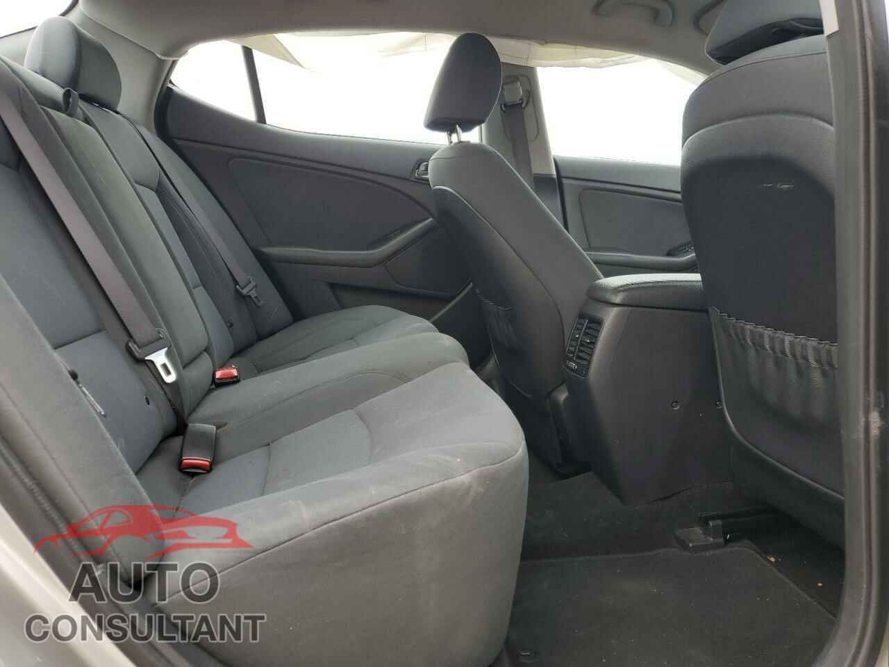 KIA OPTIMA 2015 - KNAGM4A78F5530621