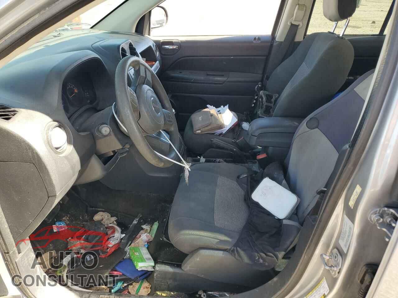 JEEP COMPASS 2017 - 1C4NJCBA7HD123891