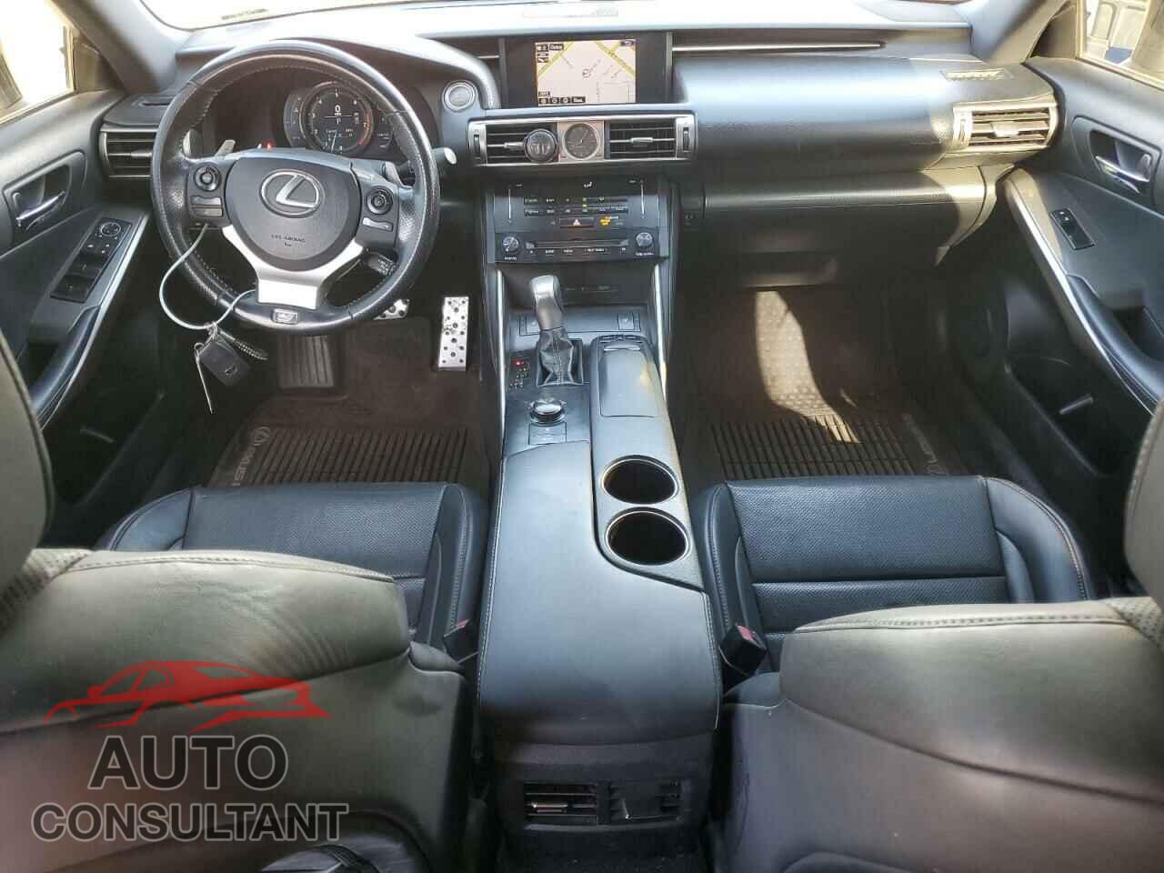LEXUS IS 2014 - JTHBF1D20E5031556
