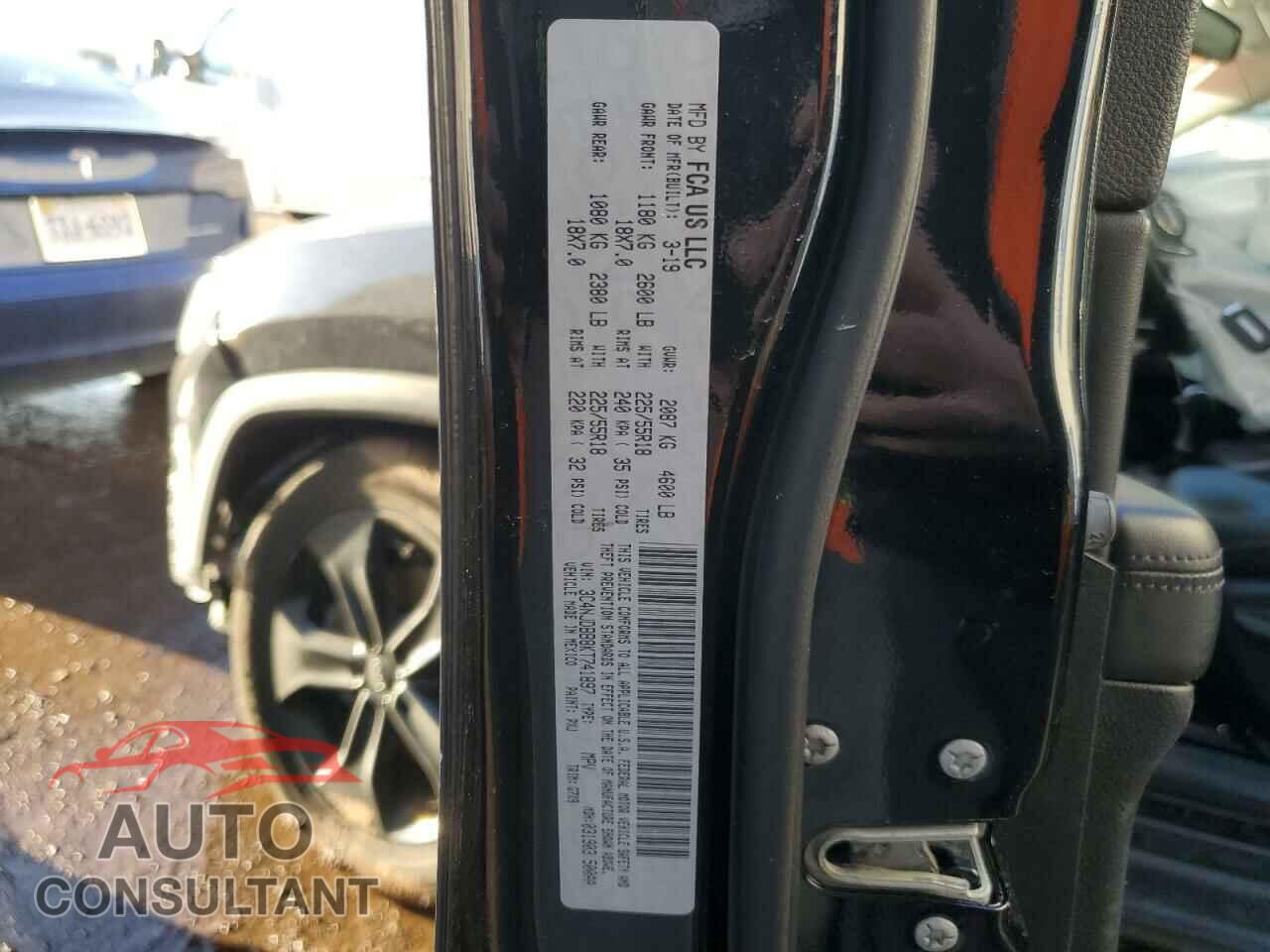 JEEP COMPASS 2019 - 3C4NJDBB8KT741897
