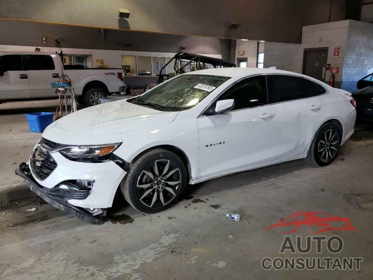 CHEVROLET MALIBU 2022 - 1G1ZG5ST3NF209804